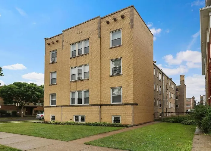 Apartment 2br Alluring With Laundry - Cullom D3 *