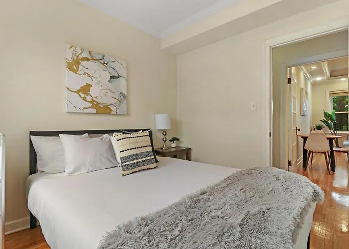 Apartment 2br Alluring With Laundry - Cullom D3 Chicago